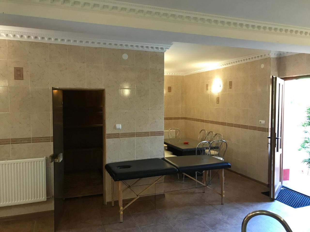 Villa Eden Delux Yanoshi Εξωτερικό φωτογραφία